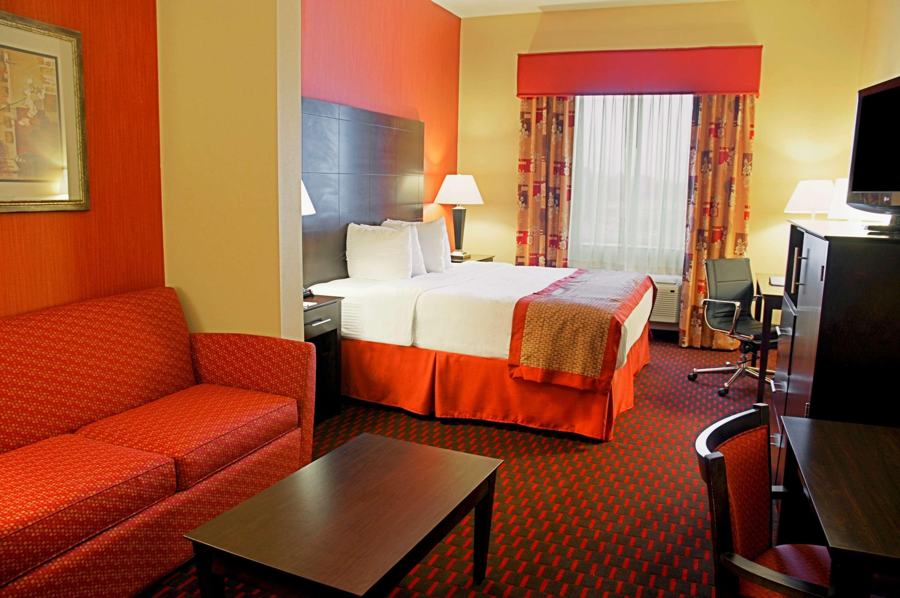 Best Western Plus Flowood Inn & Suites Екстериор снимка
