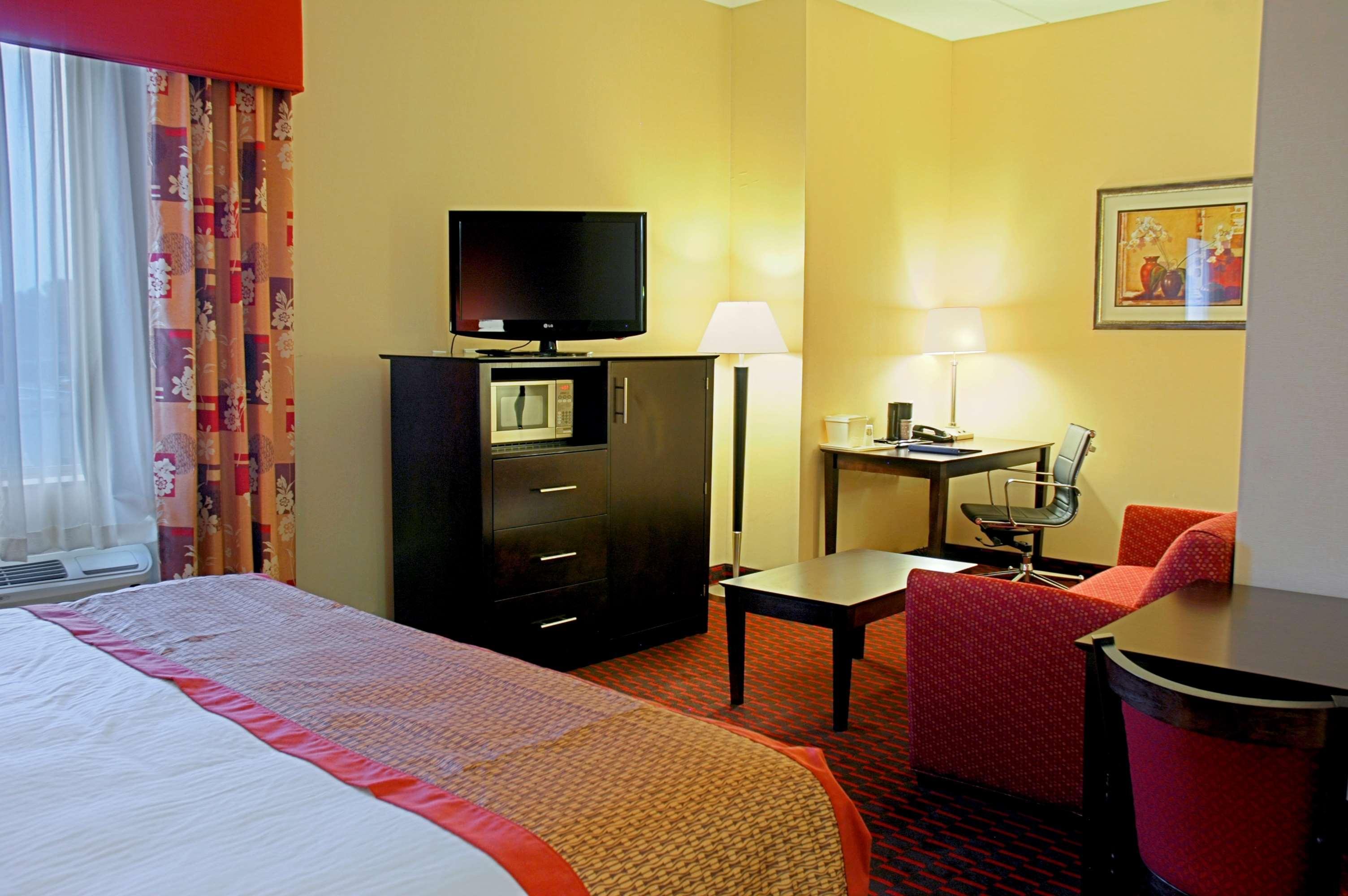 Best Western Plus Flowood Inn & Suites Екстериор снимка