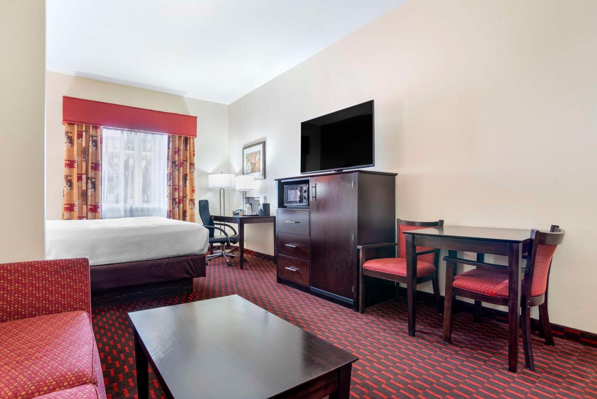 Best Western Plus Flowood Inn & Suites Екстериор снимка