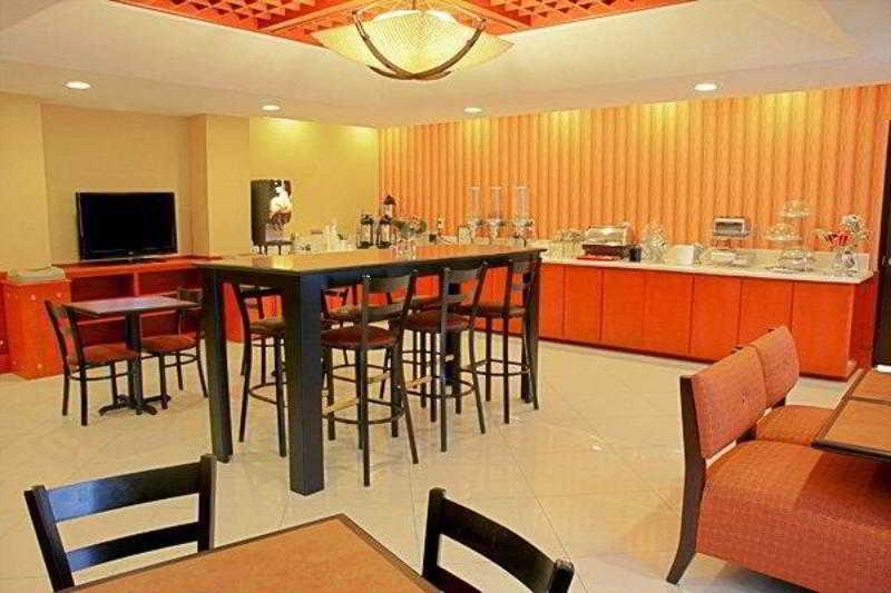 Best Western Plus Flowood Inn & Suites Ресторант снимка